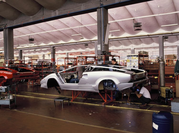 Lamborghini Countach Production