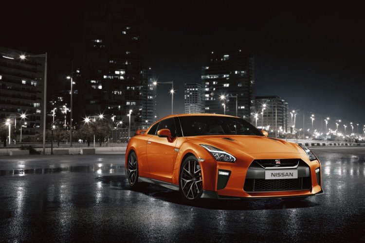 Nissan Gt R Third Quarter