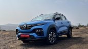 Renault Kiger Front Three Quarters Blue Image